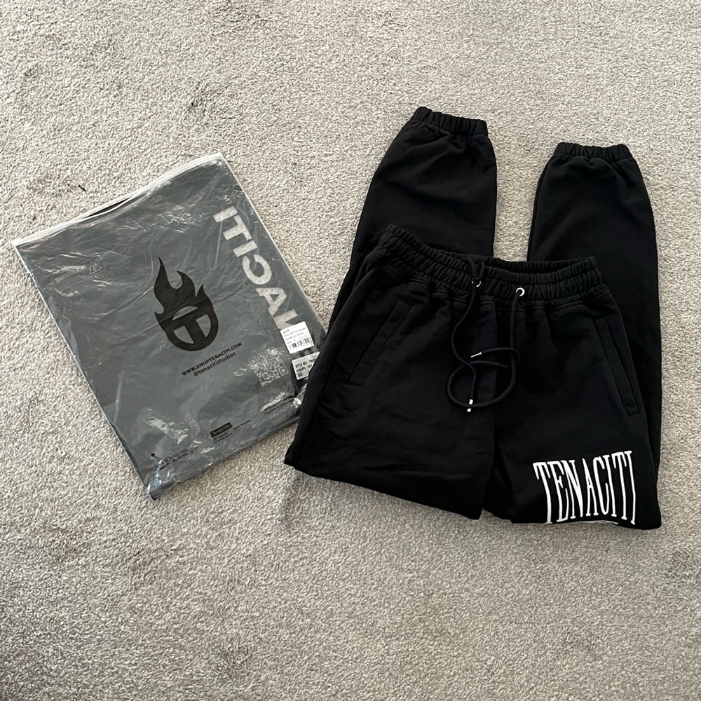 NWT Tenaciti Black Sweatpants Size Small. Comes with bag